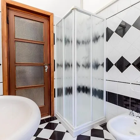 Apartment - Center - Regina Margherita