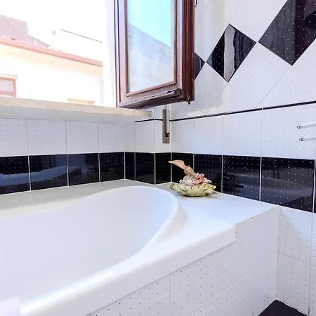 - Center - Regina Margherita Olbia