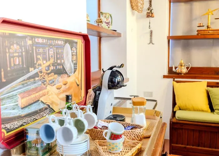 - Center - Regina Margherita Lägenhet